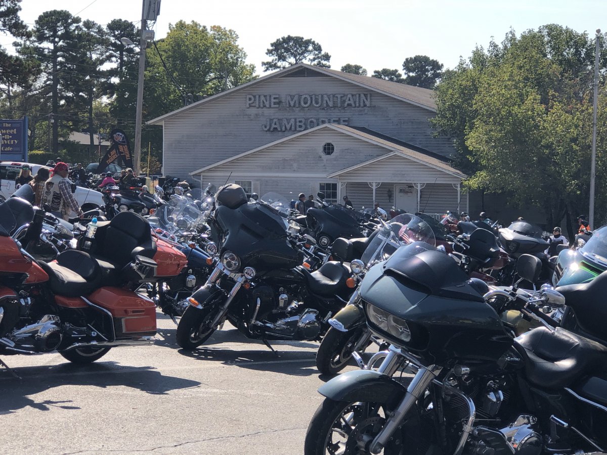 Eureka Springs Harley Davidson Bike Rally: Bikes, Blues, and Barbecue 2022