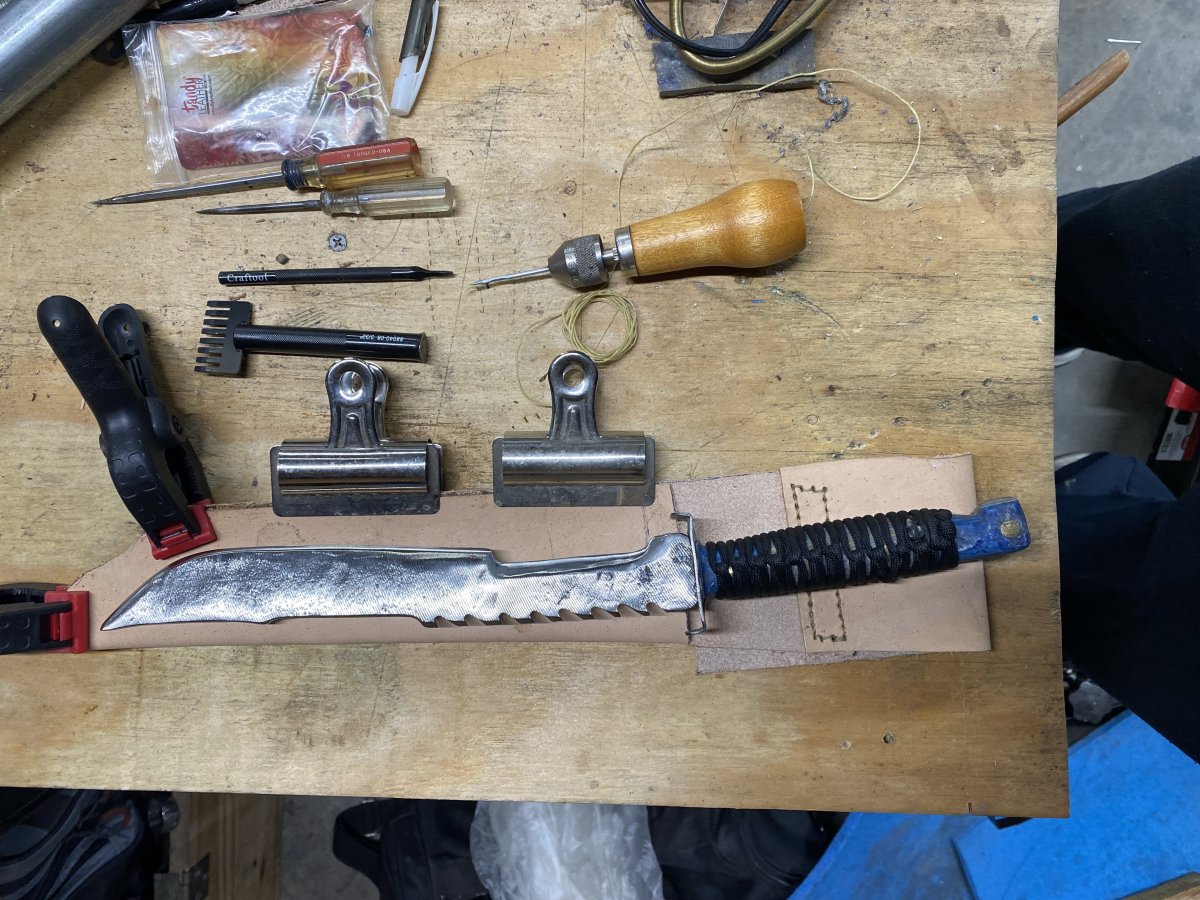 Notice the paracord wrapping on the handle - much better!