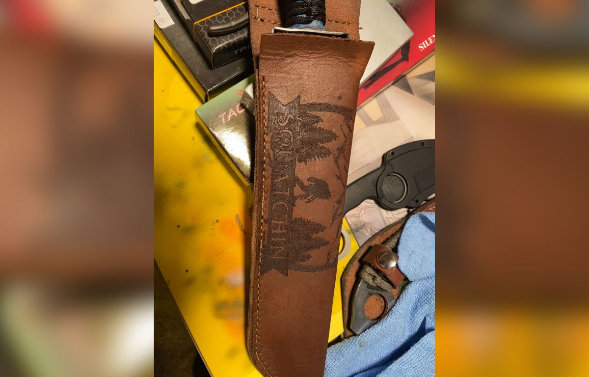 How to Easily Make a Leather Knife Sheath From Scratch 